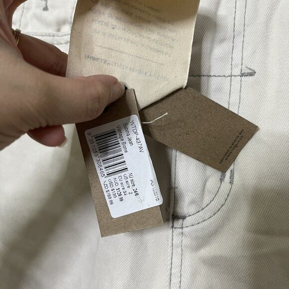 Welcome to my closet! - Picture 16 of 16